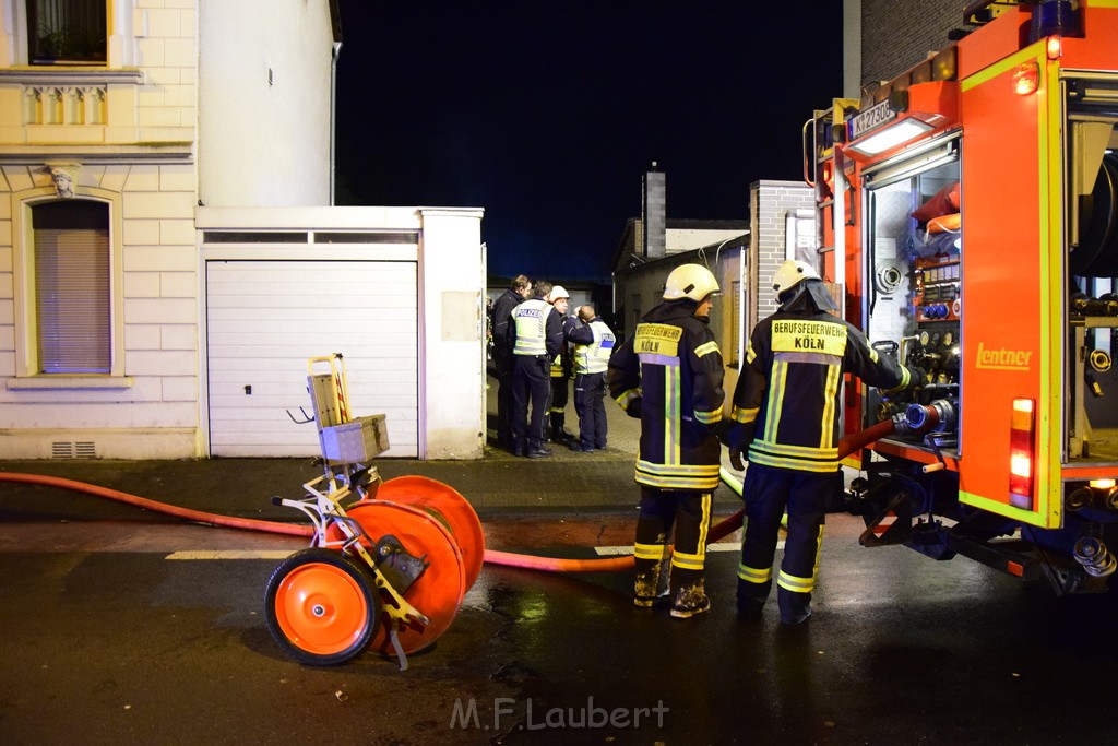 Feuer Hinterhof Garagen Koeln Hoehenberg Olpenerstr P013.JPG - Miklos Laubert